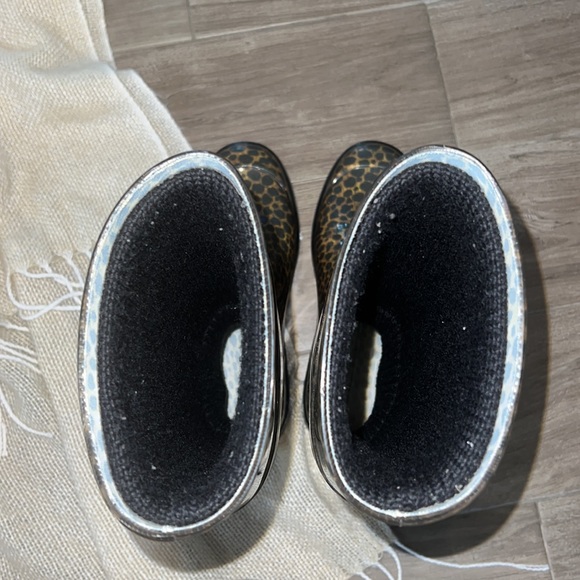 D&G animal print rain boots, Size 37 euro size. - Picture 7 of 9